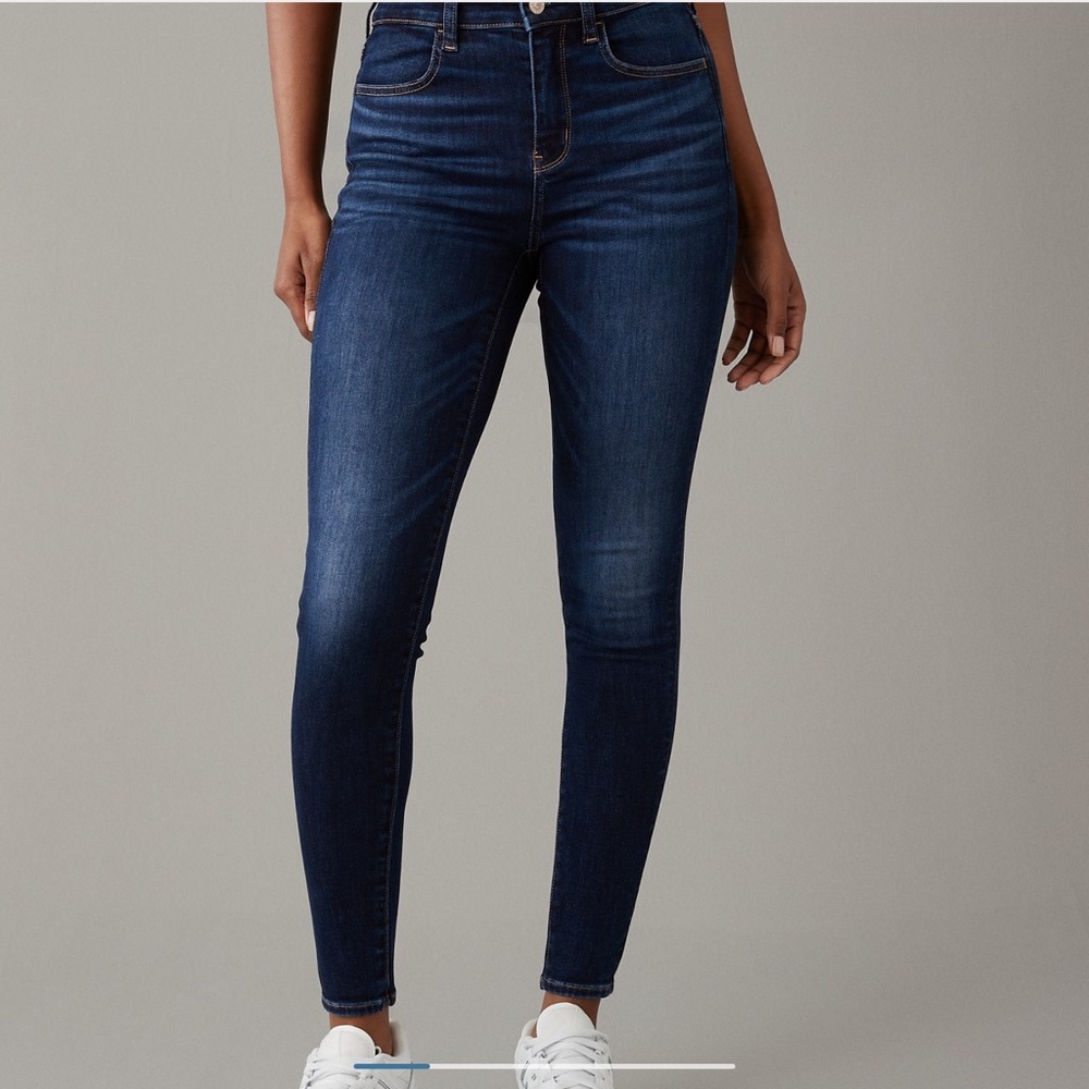 America eagle next level stretch super hi-rise jegging  in size 8 BRAND NEW